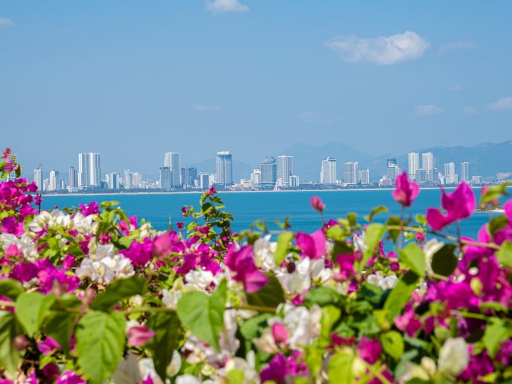nha-trang-viet-nam-min.jpg